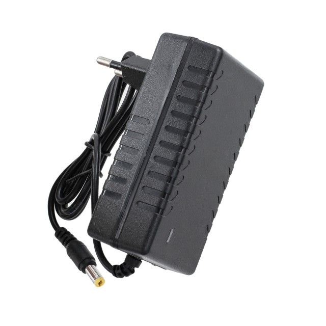 Блок питания для Li-ion аккумулятора 16.8V 2A - 5.5x2.1mm