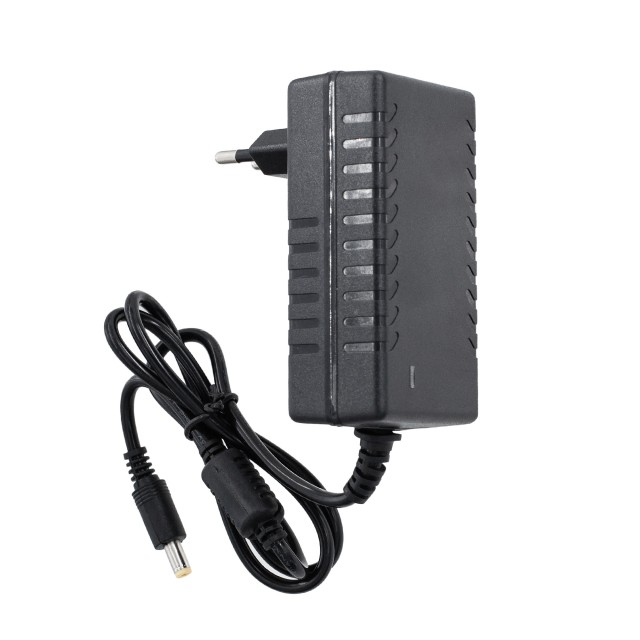 Блок питания для Li-ion аккумулятора 4.2V 4A - 5.5x2.1mm