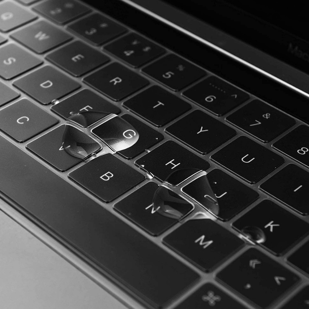 Защитная накладка на клавиатуру Apple Macbook Air 13.3 2020-2021 A2179 / A2337 - прозрачная TPU