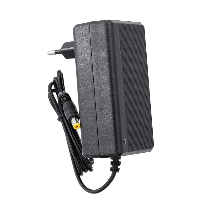 Блок питания для Li-ion аккумулятора 21V 4A - 5.5x2.1mm